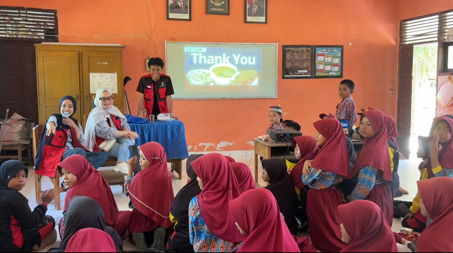 dari-ikan-untuk-tumbuh-sehat-dan-cerdas-mahasiswa-kkn-t-unhas-edukasi-gemarikan-di-upt-sdn-42-pinrang